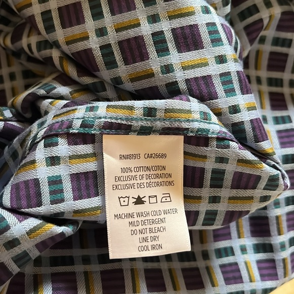 Robert Graham Shirt - Picture 4 of 4